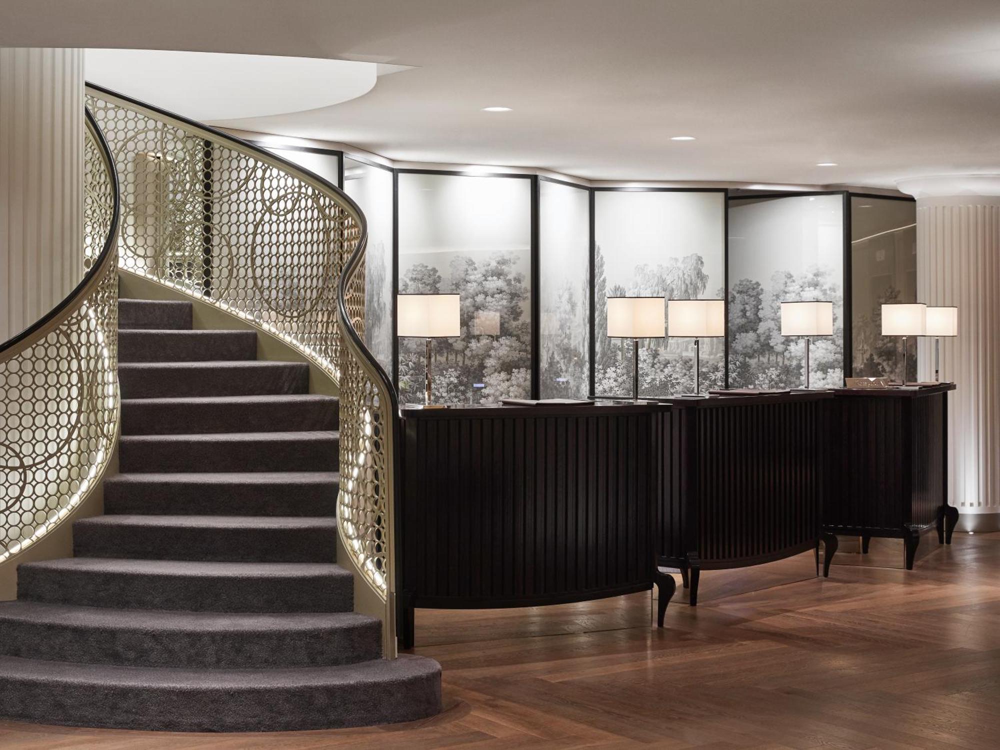 Sofitel Frankfurt Opera Hotell Frankfurt am Main Eksteriør bilde The hotel's lobby